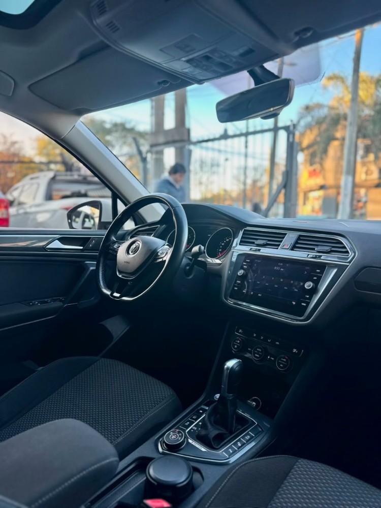 Volkswagen Tiguan COMFORTLINE 2.0 TSI MOTION 7 ASIENTOS — foto 15